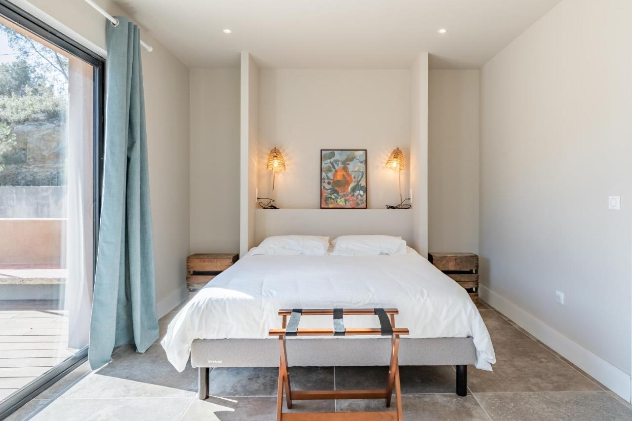 Loft D'Architecte Au Coeur D'Un Domaine Viticole Daire La Cadiere-d'Azur Dış mekan fotoğraf